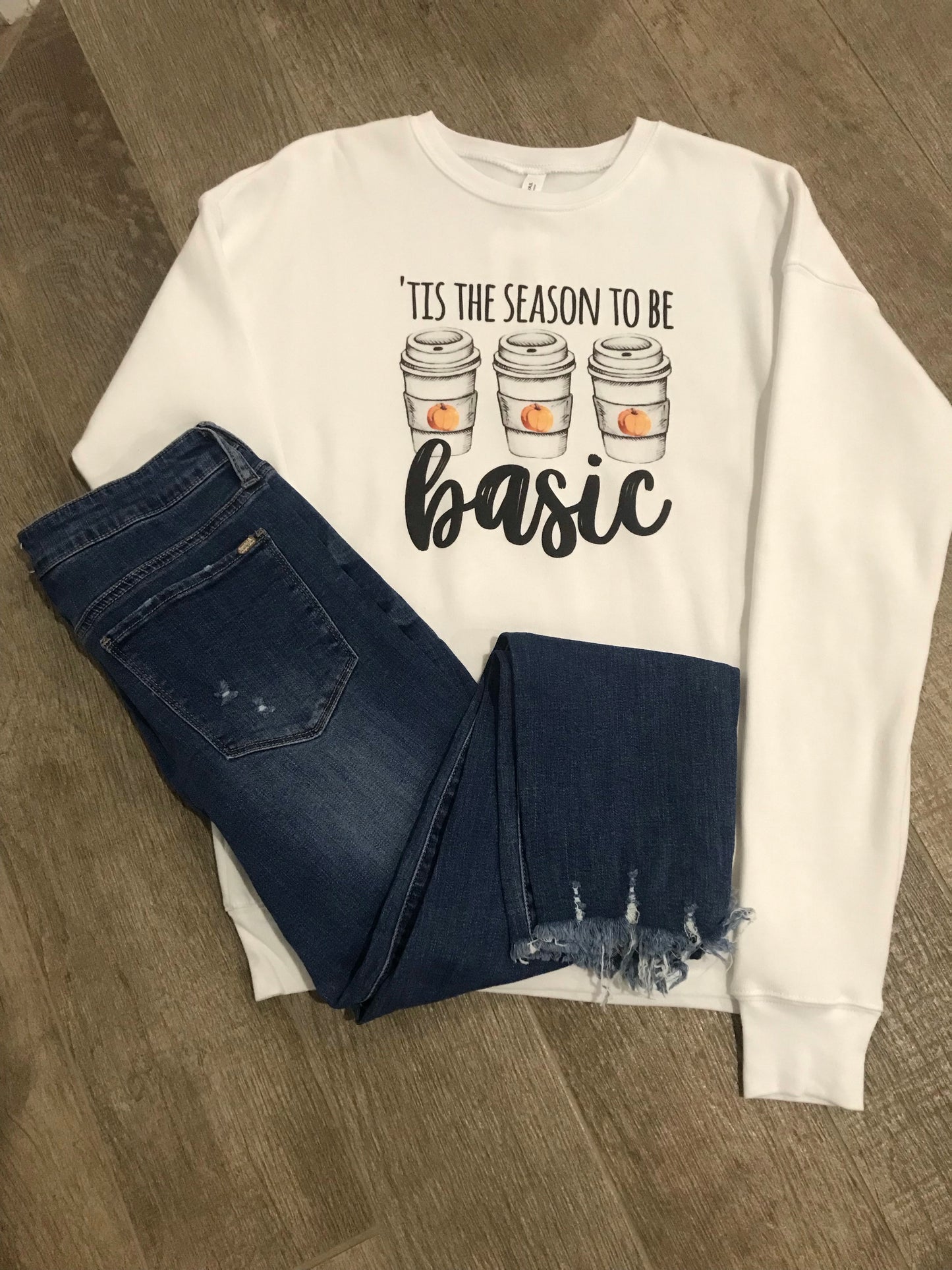 BASIC FALL SWEATSHIRT