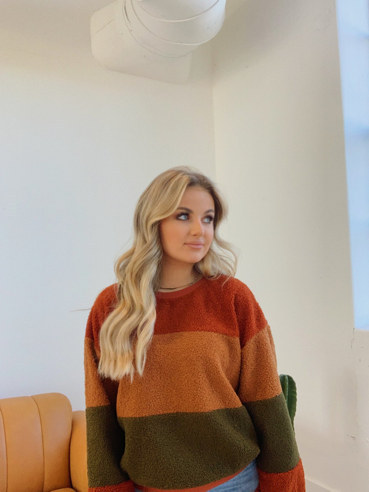 FALL BLOCK SWEATSHIRT