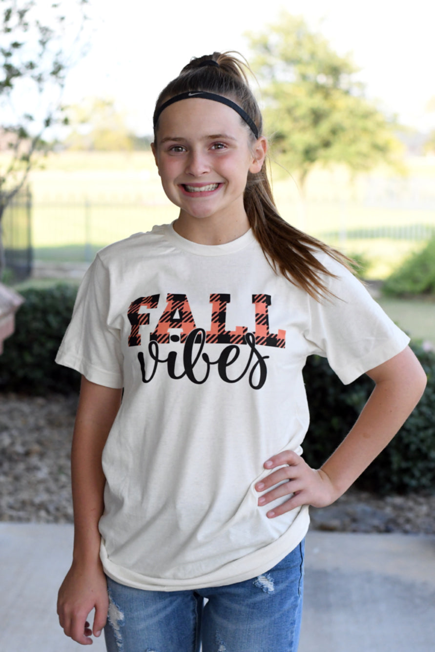 FALL VIBES TEE