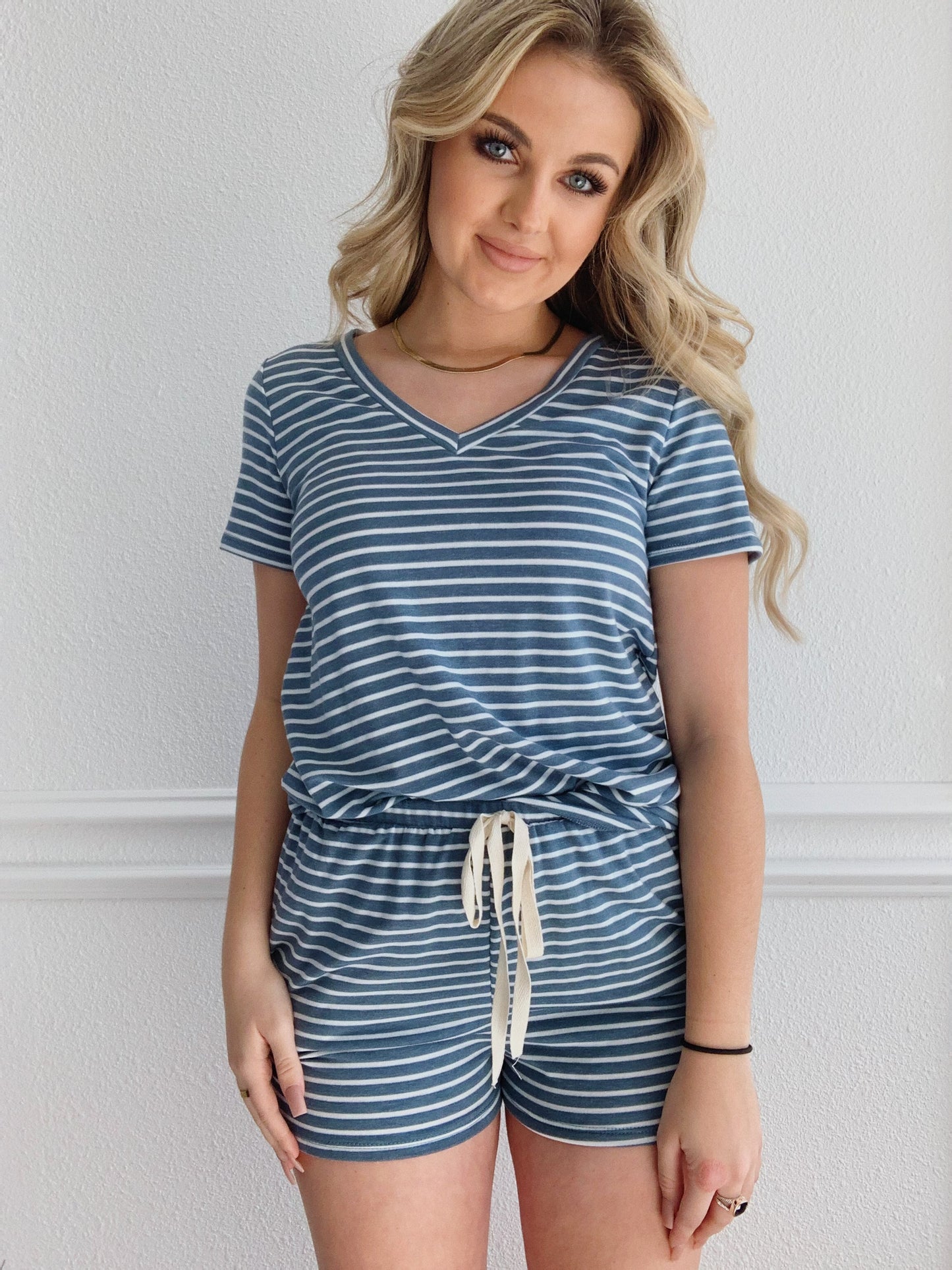 BLUE & WHITE LOUNGE SET