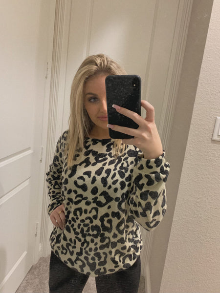 LEOPARD KNIT PULLOVER