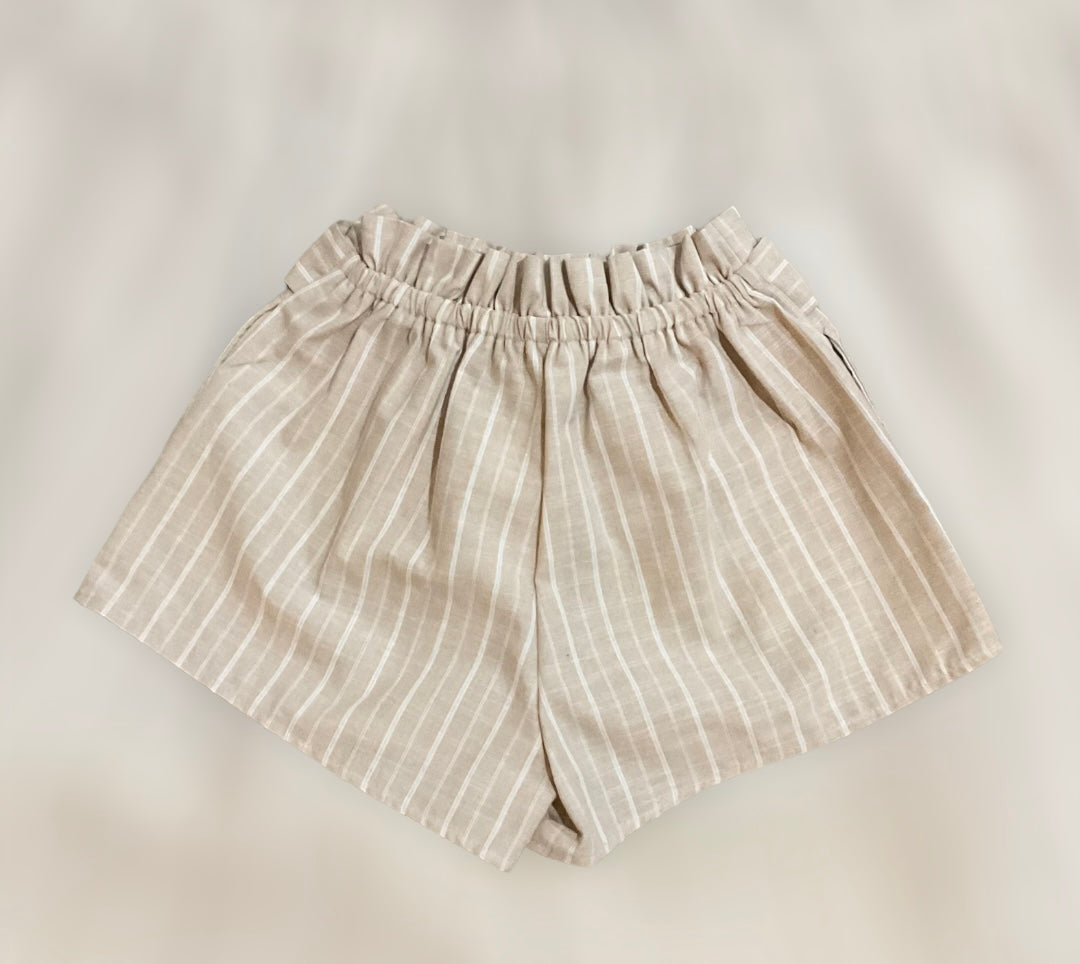 TAUPE & WHITE LINEN SHORTS